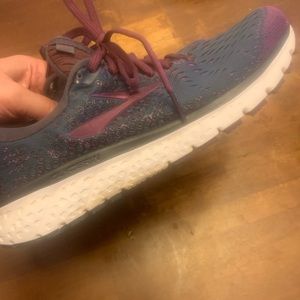 Brooks Glycerin 17 size 9